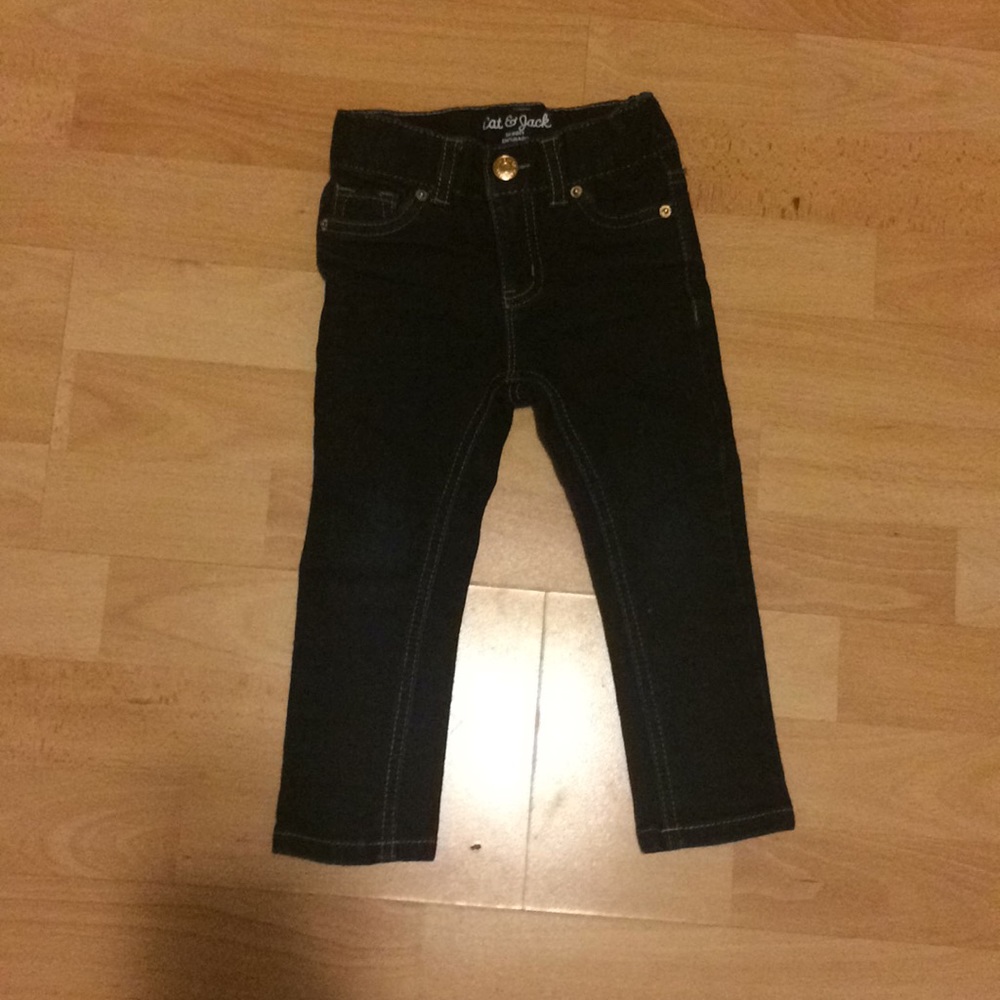 Skinny jeans-dark wash